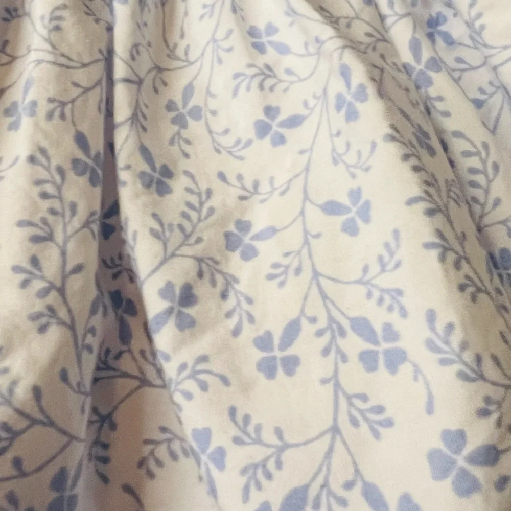LAURA ASHLEY LONDON BABY GIRL  SLEEVELESS FLORAL DRESS SIZE 6-9 MONTHS